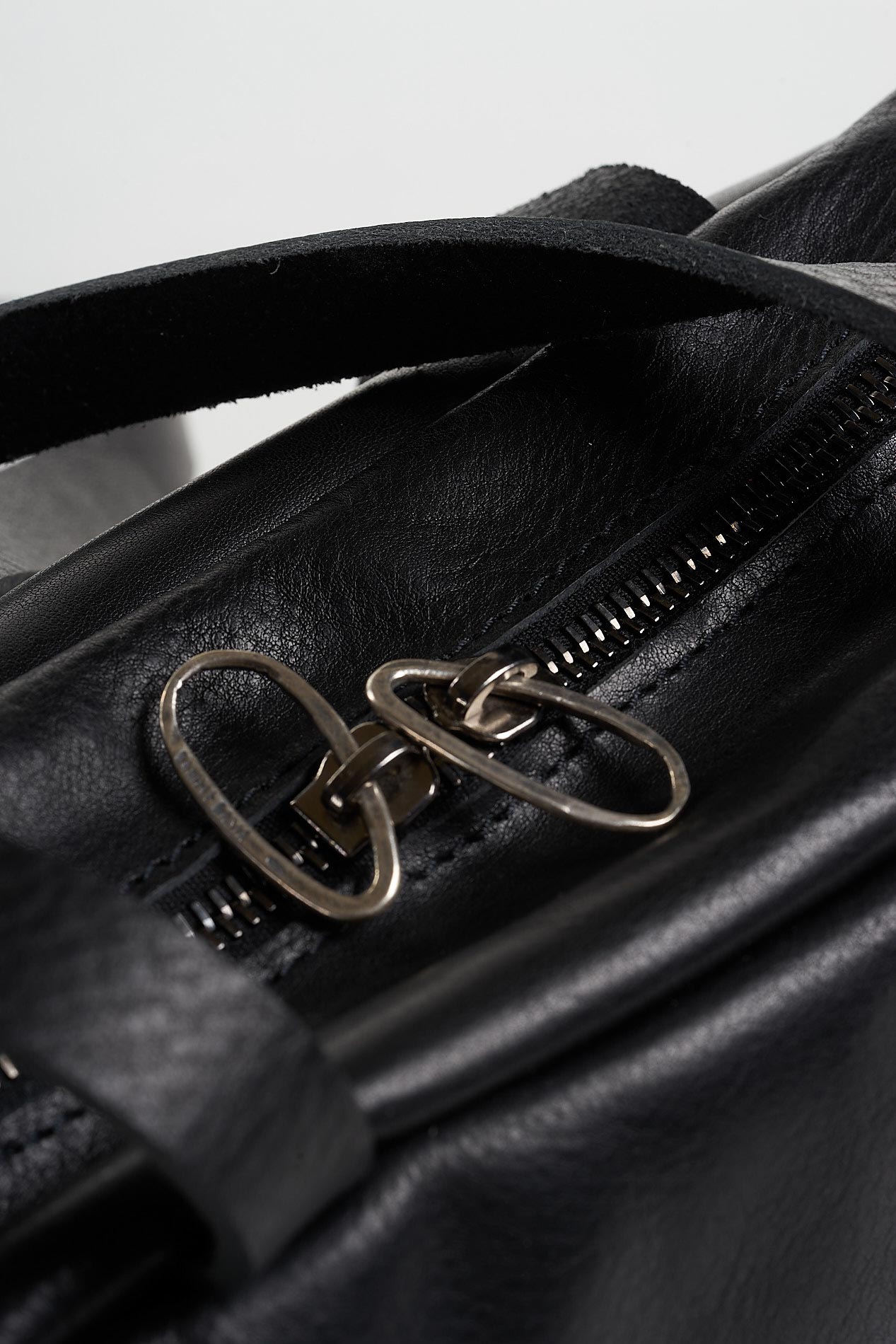 daniele basta leather and silver bags - DETAIL 2